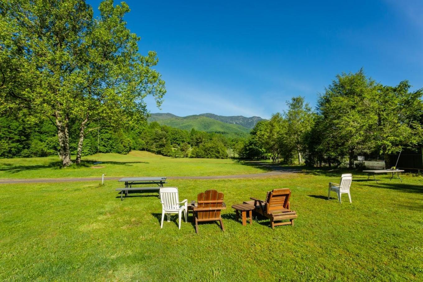 Lodge At Mount Mitchell Busick Extérieur photo