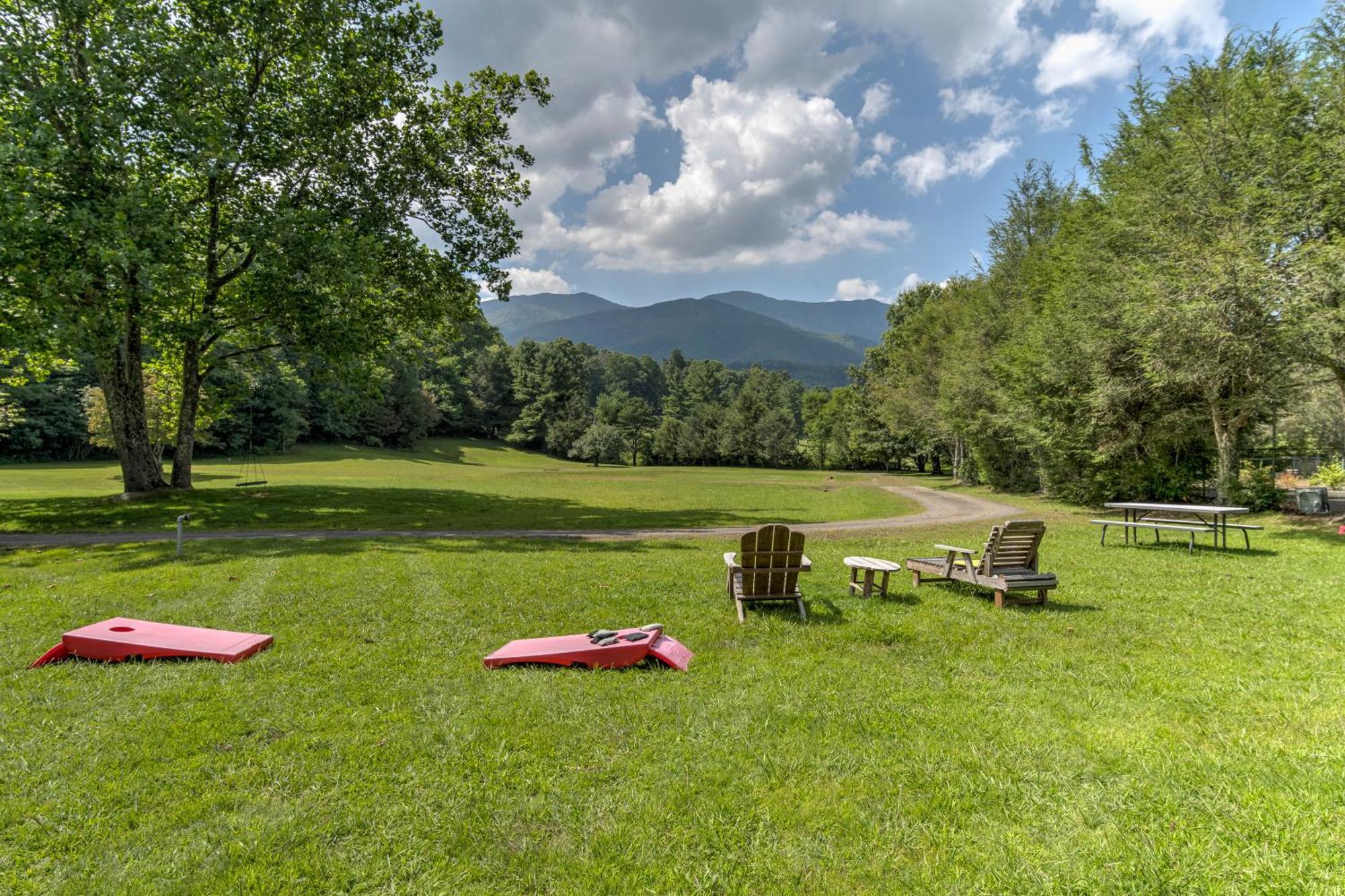 Lodge At Mount Mitchell Busick Extérieur photo